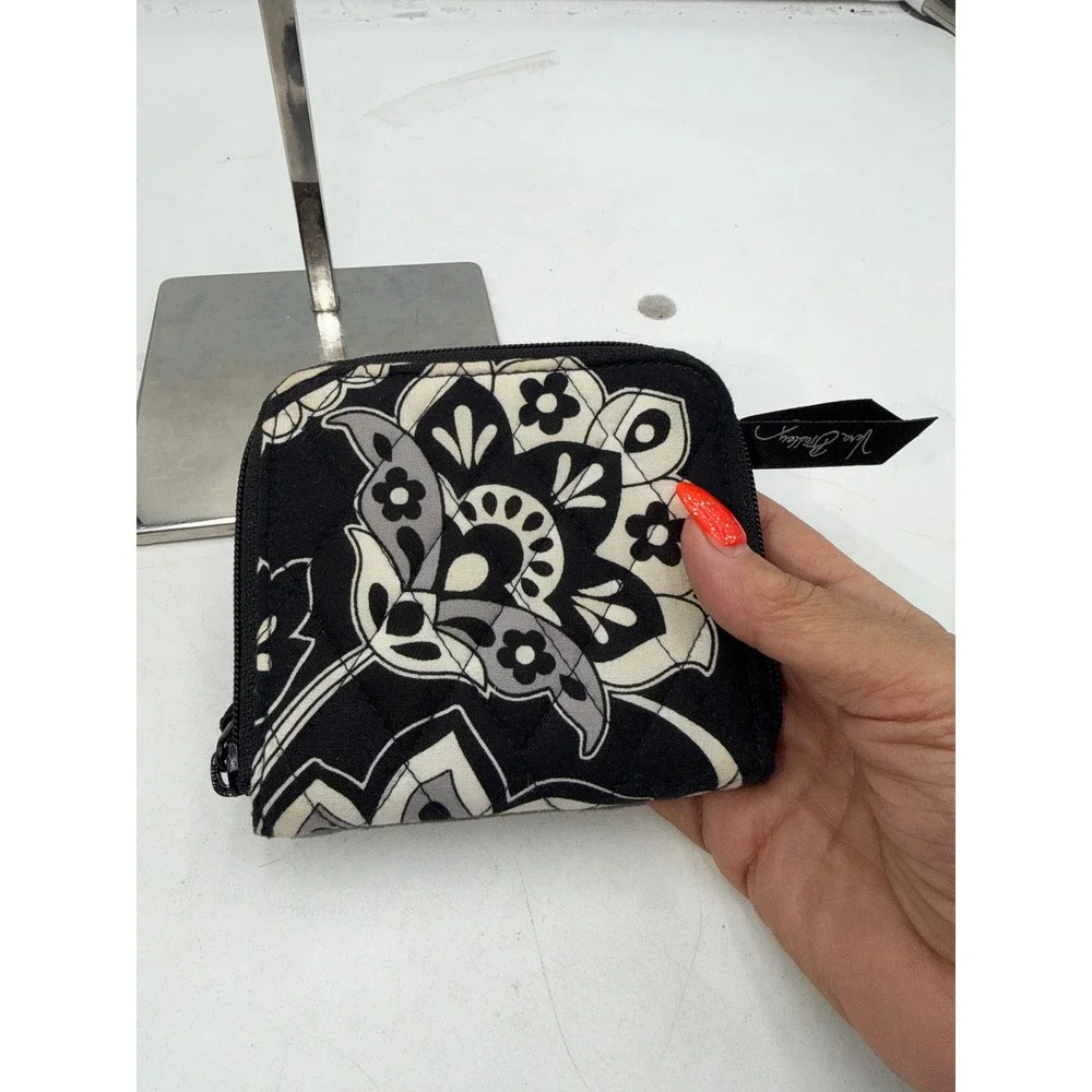 Vera Bradley night and day Black White Gray Paisley Quilted Zip Around Wallet